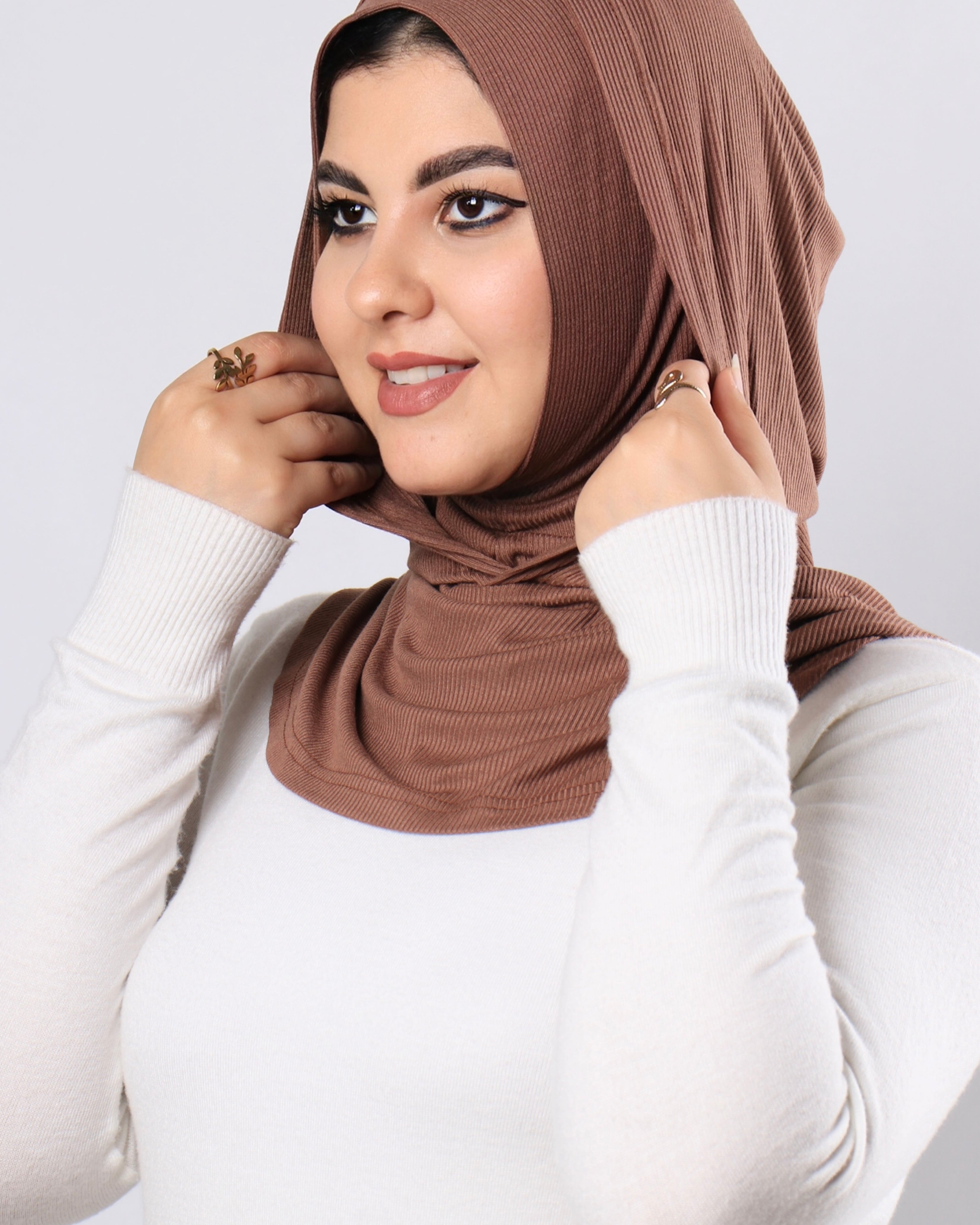 تلبيسه كابيشون ليكرا