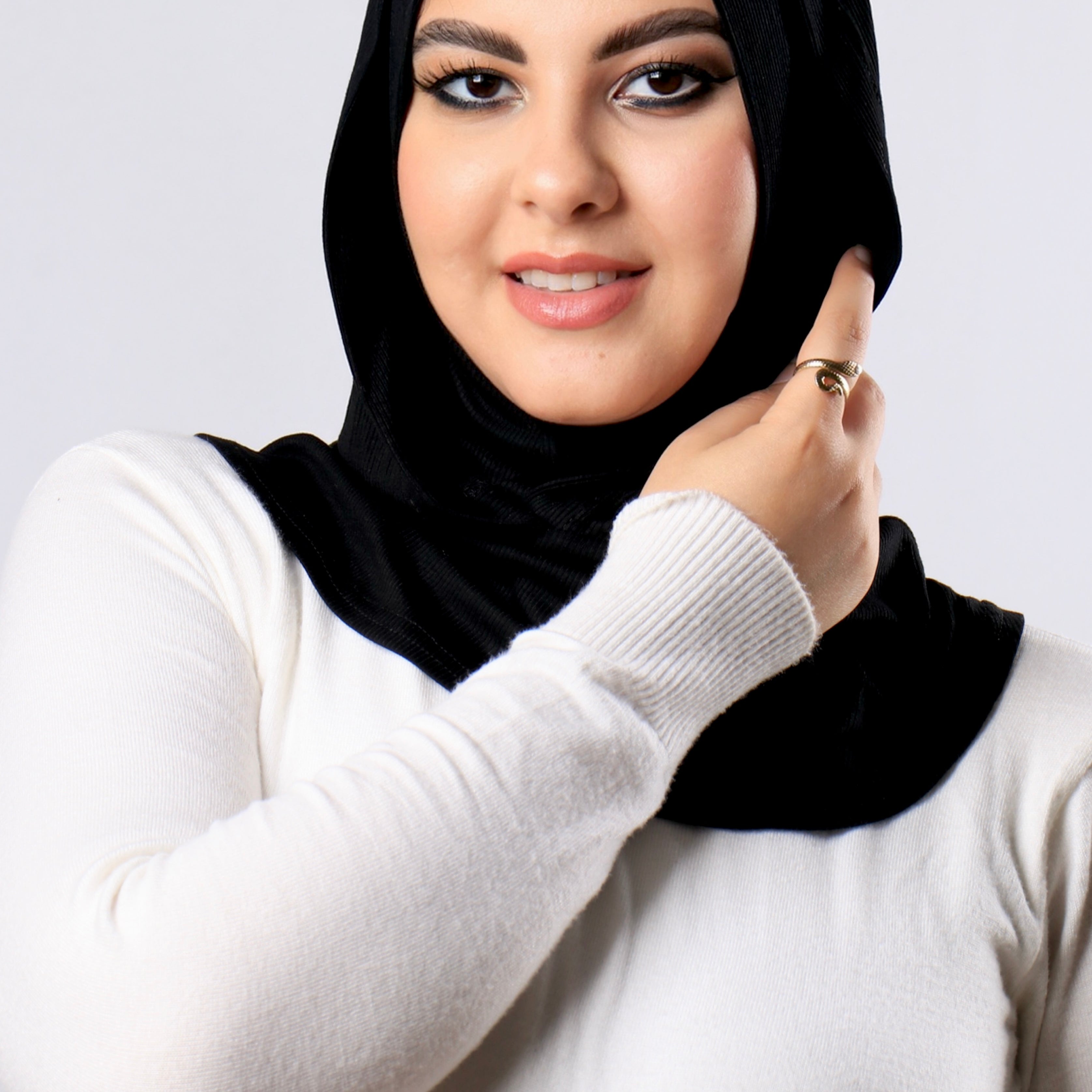 تلبيسه كابيشون ليكرا