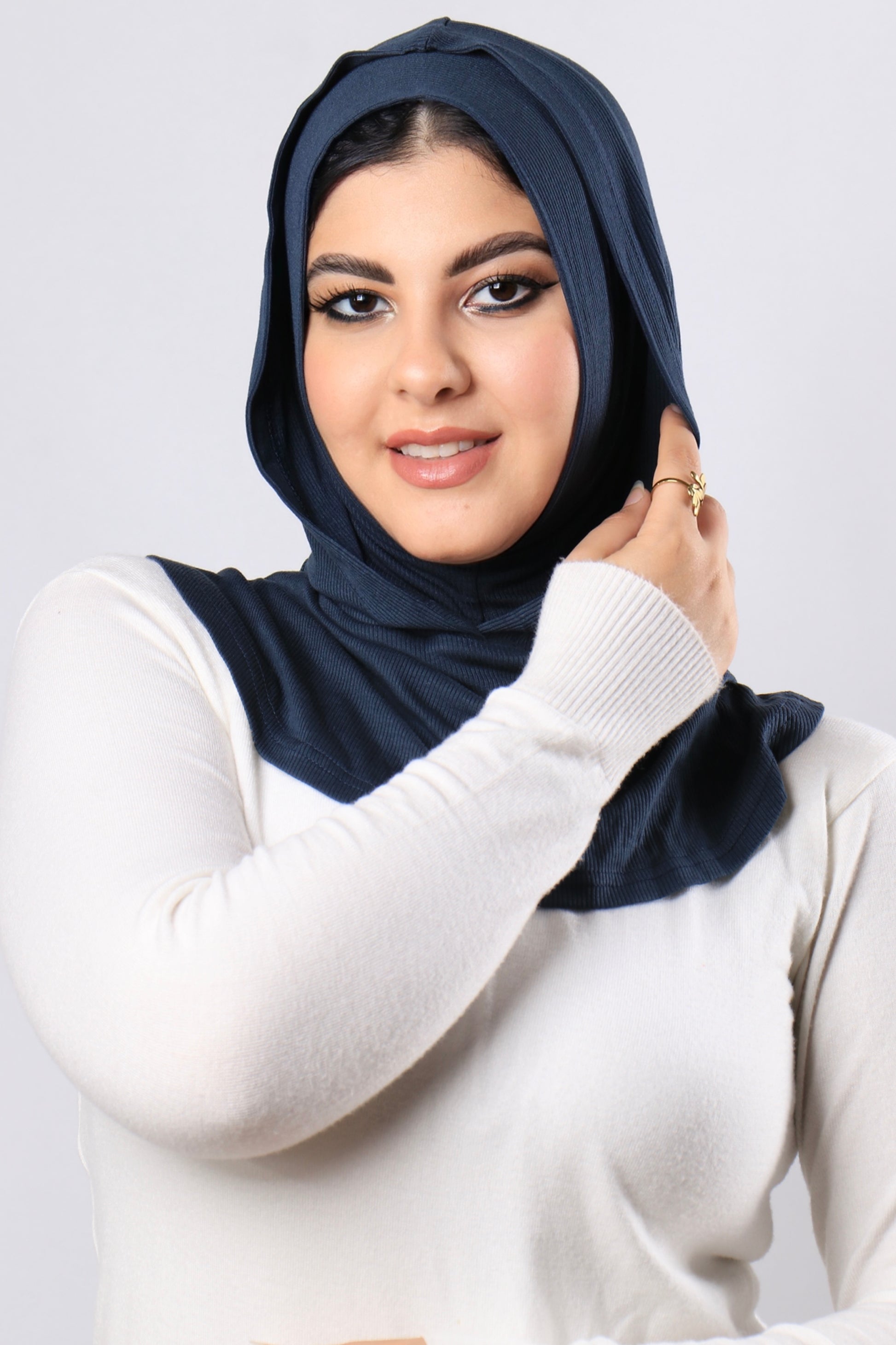 تلبيسه كابيشون ليكرا