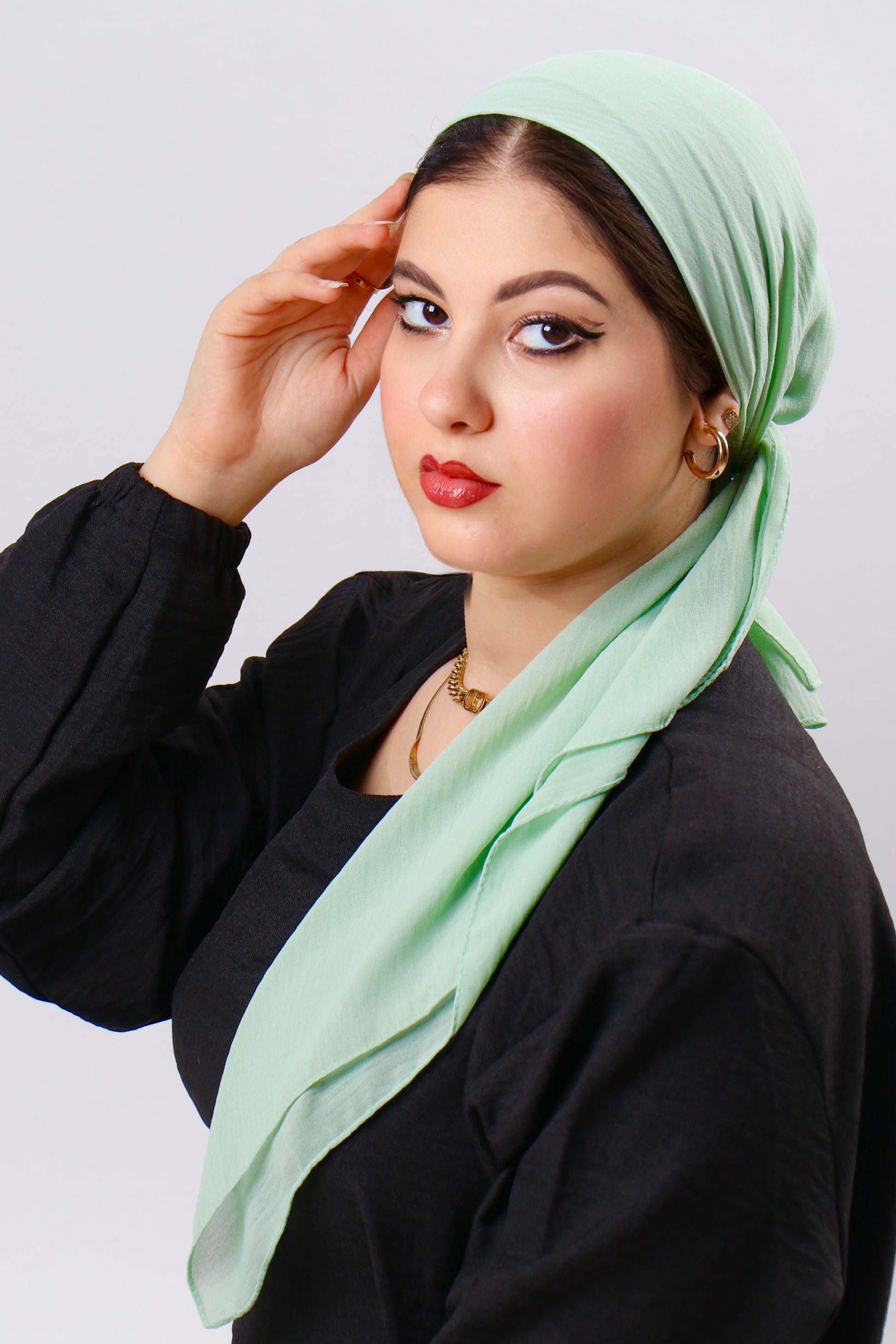 سكارف شيفون مربع كرينكل