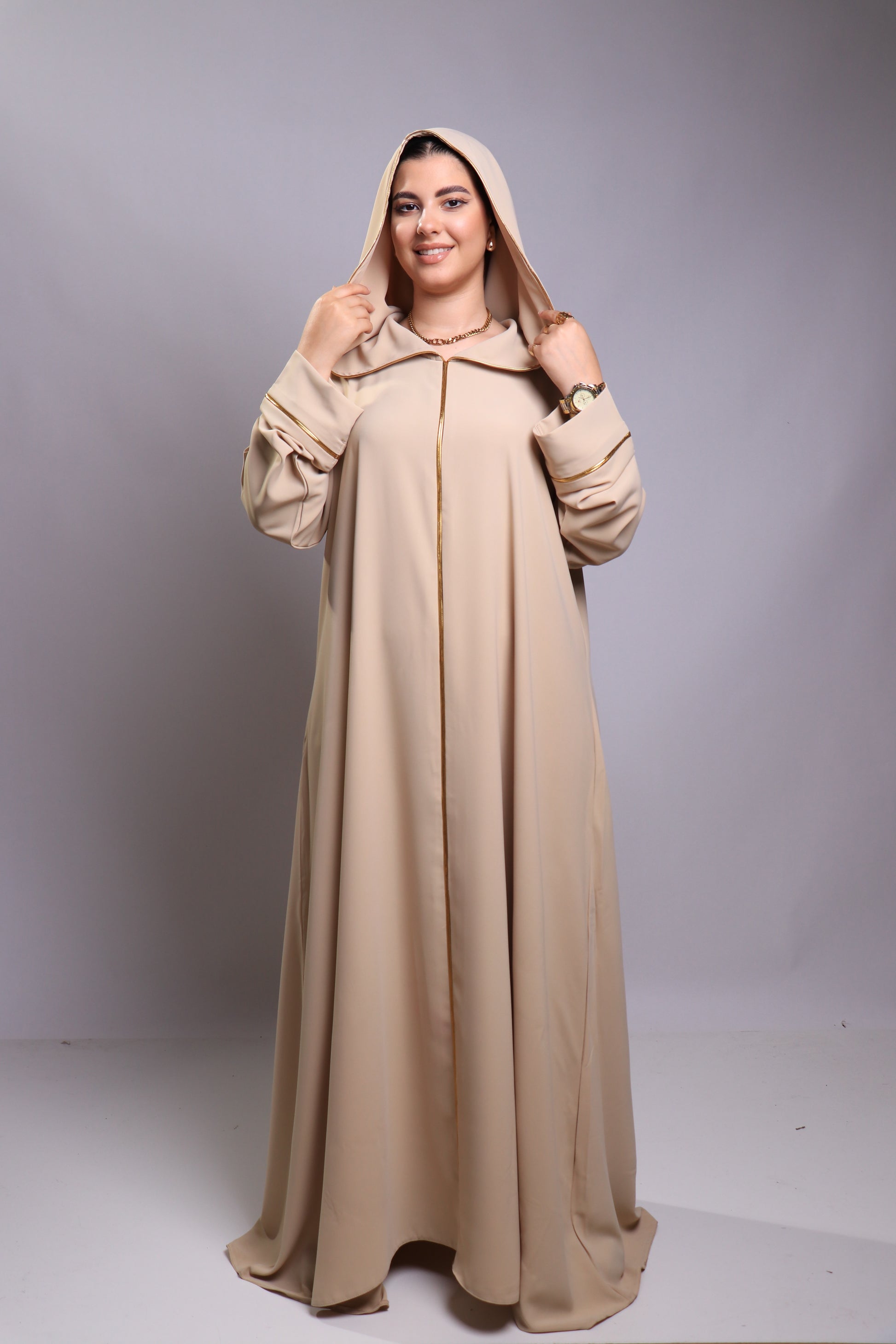 Umrah abaya