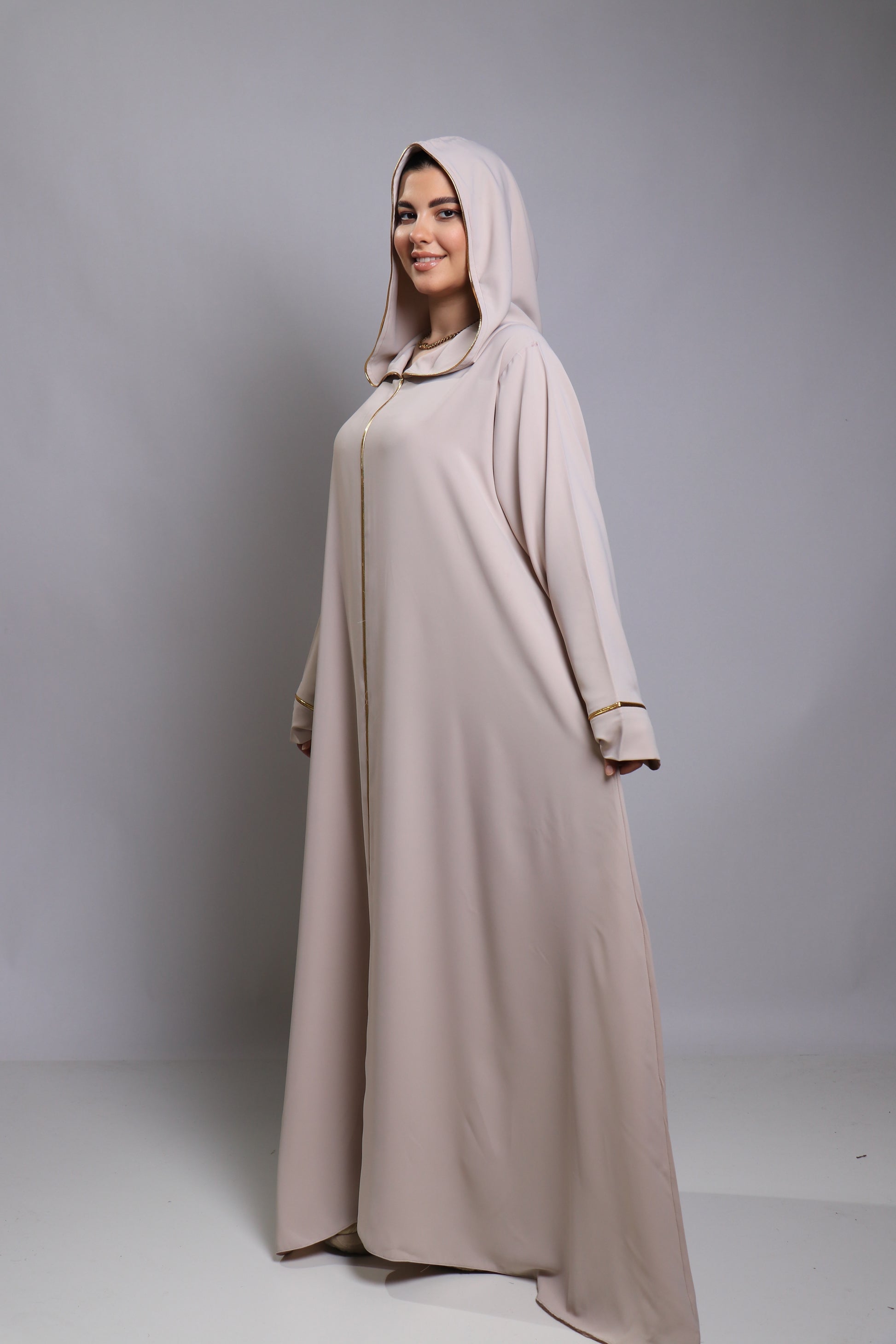 Umrah abaya