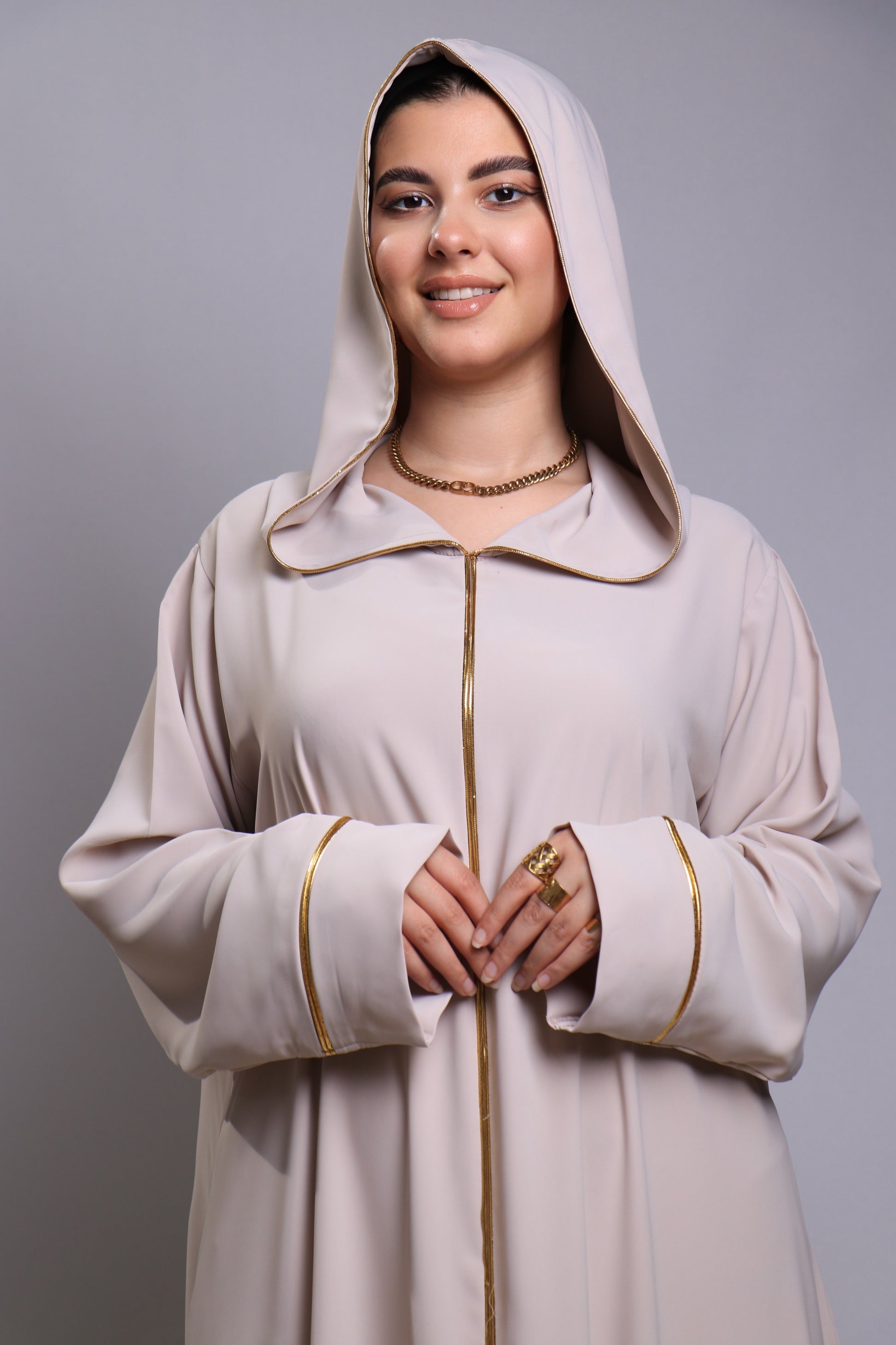 Umrah abaya