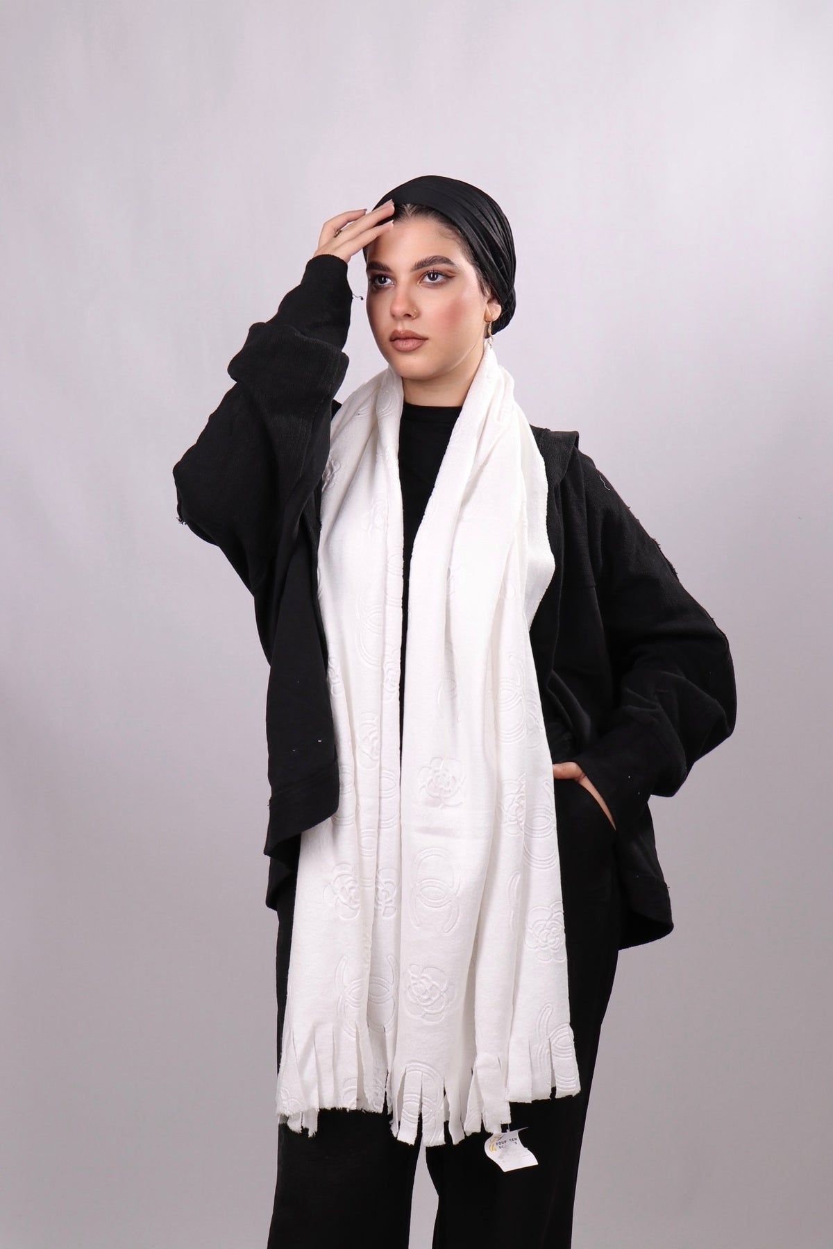 شال ماركات ساده شانيل