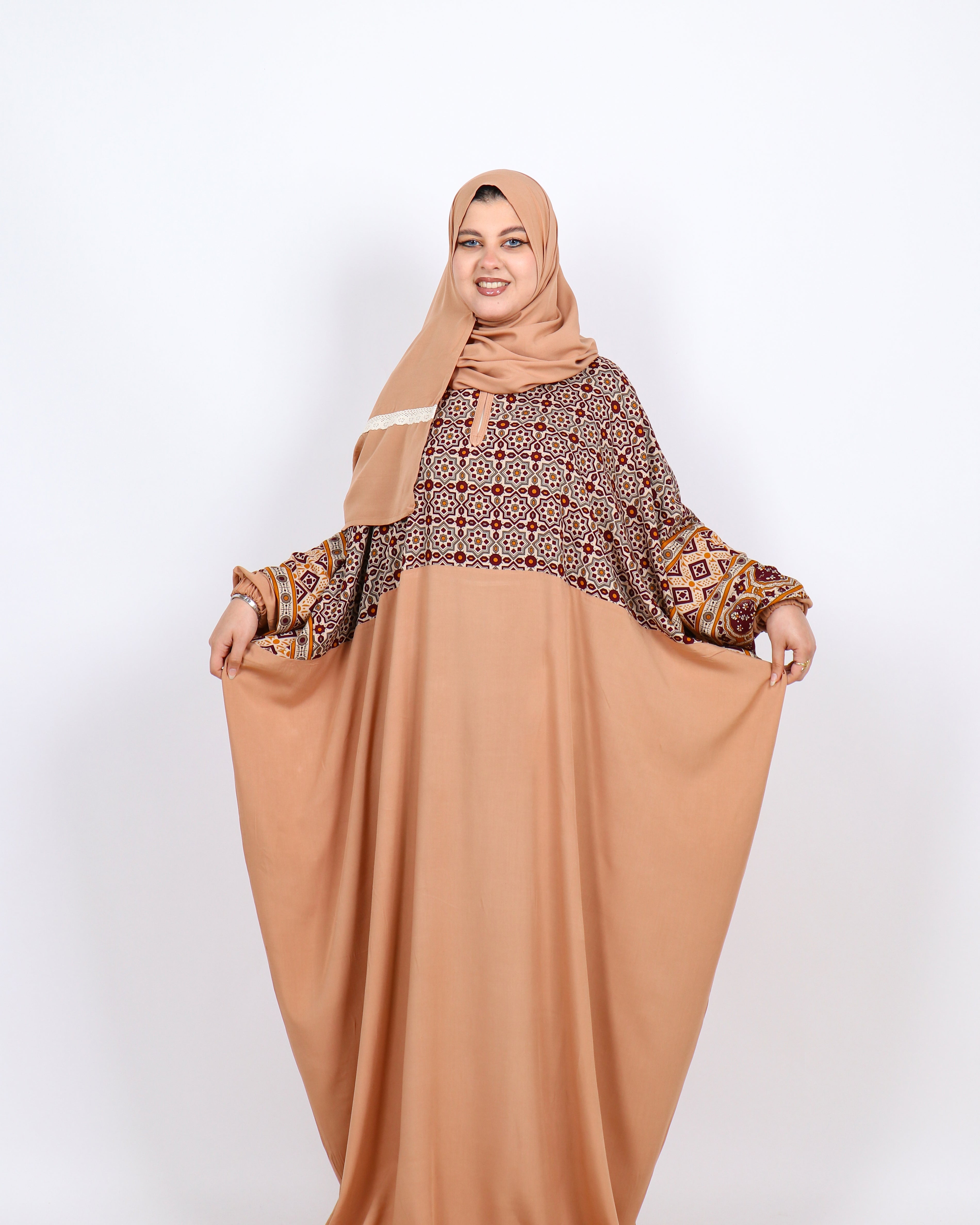 اسدال ريحانه ساده فى مشجر