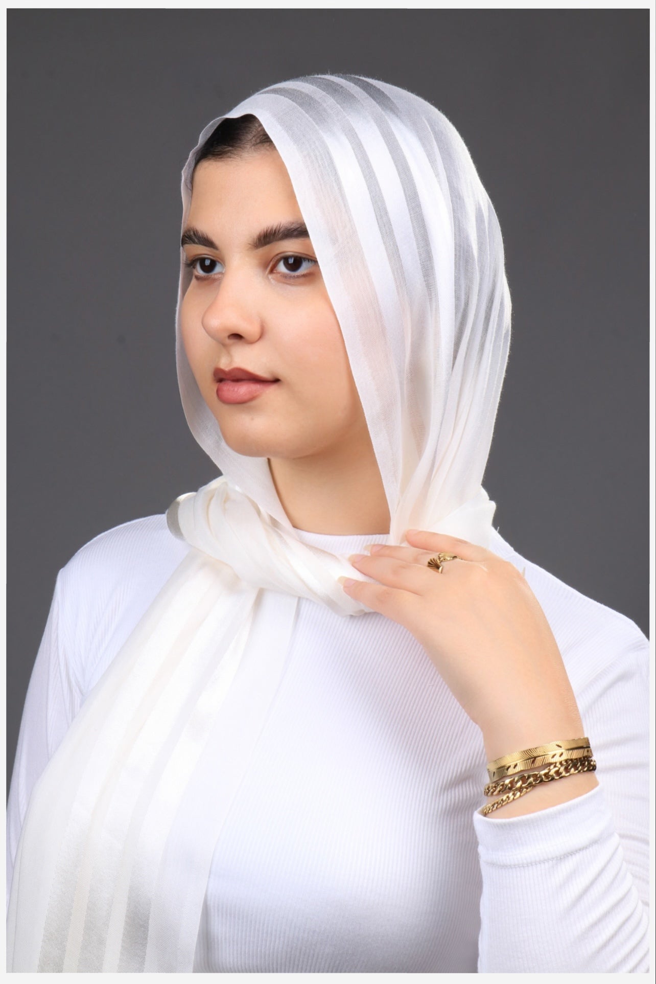 طرحه قطن فى ستان 3شريط