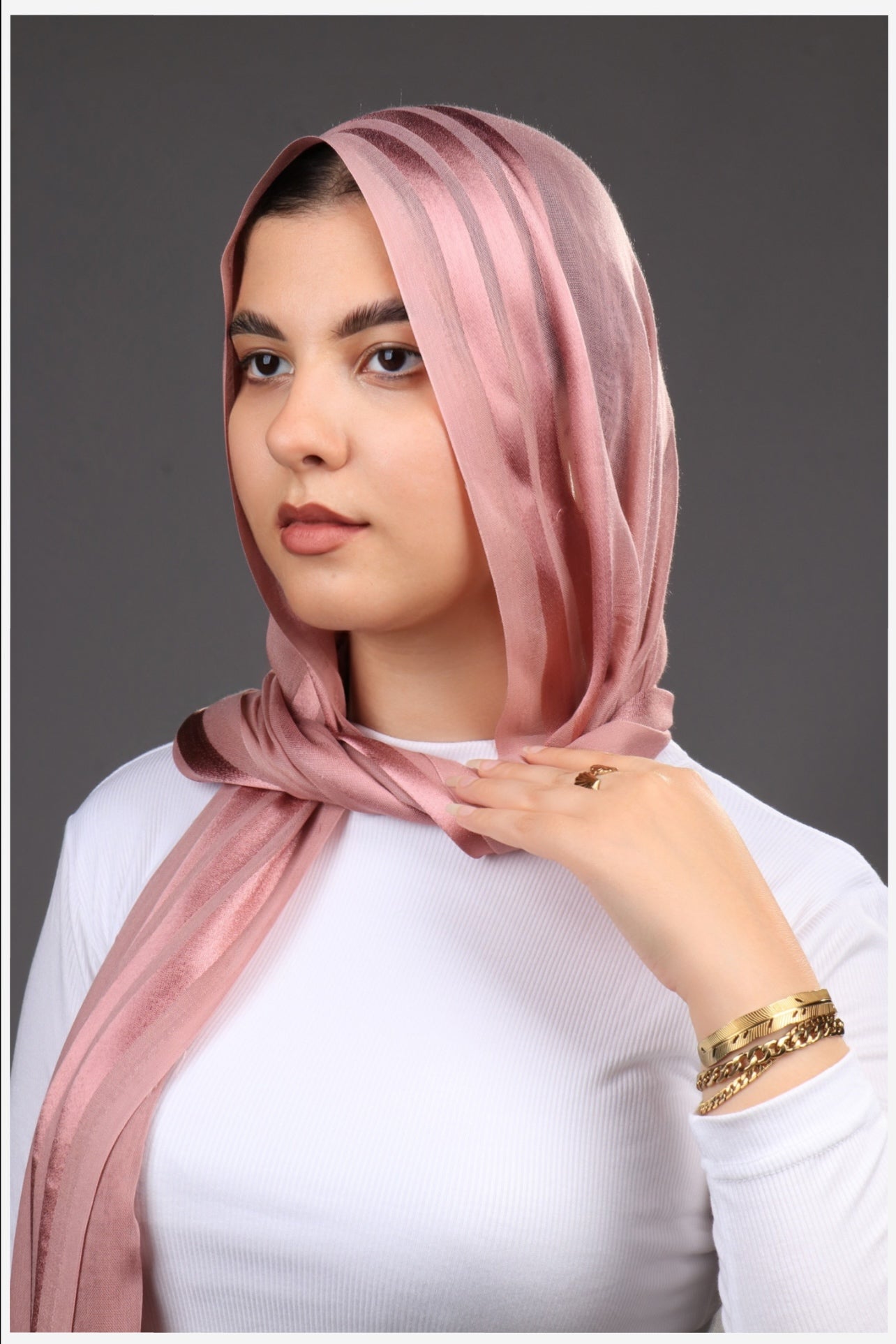 طرحه قطن فى ستان 3شريط