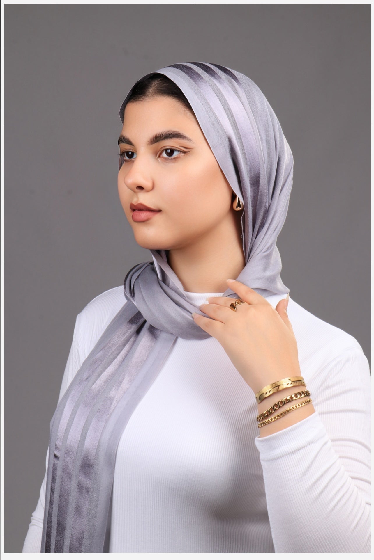 طرحه قطن فى ستان 3شريط