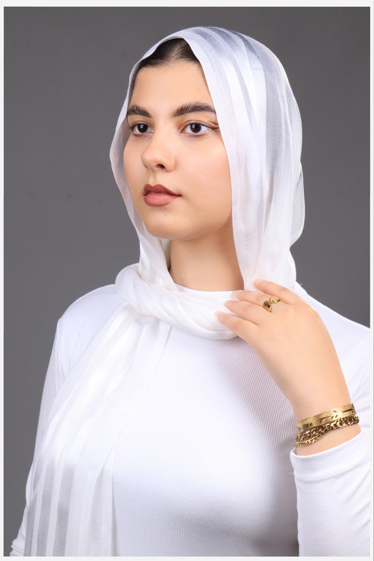 طرحه قطن فى ستان 3شريط